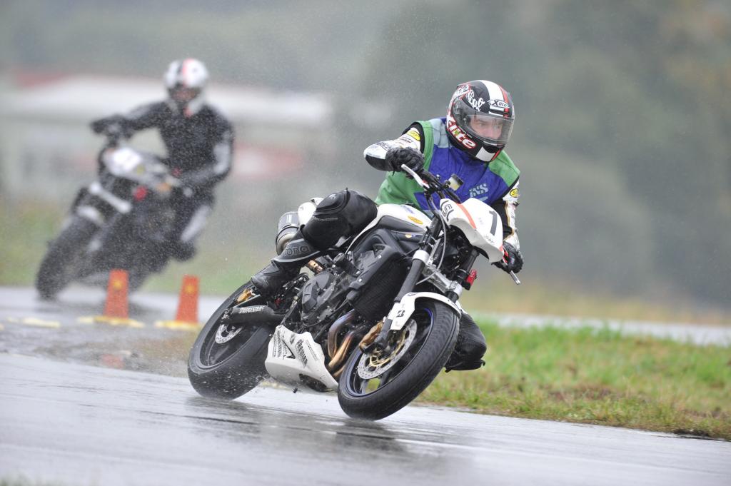 Ausschreibung für den Triumph-Street-Triple-Cup läuft