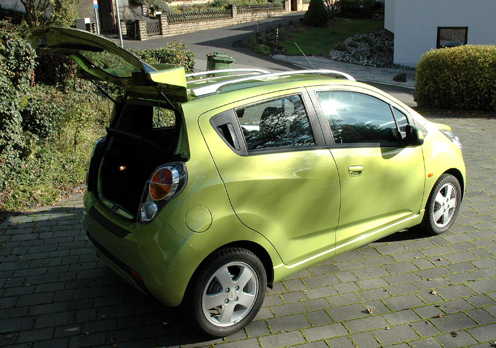 Chevrolet Spark: In den Kofferraum passen 170 bis 570 Liter Gepäck hinein. 