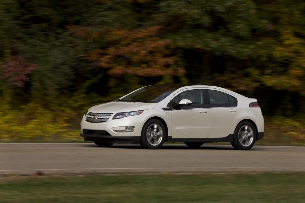 Chevrolet Volt.