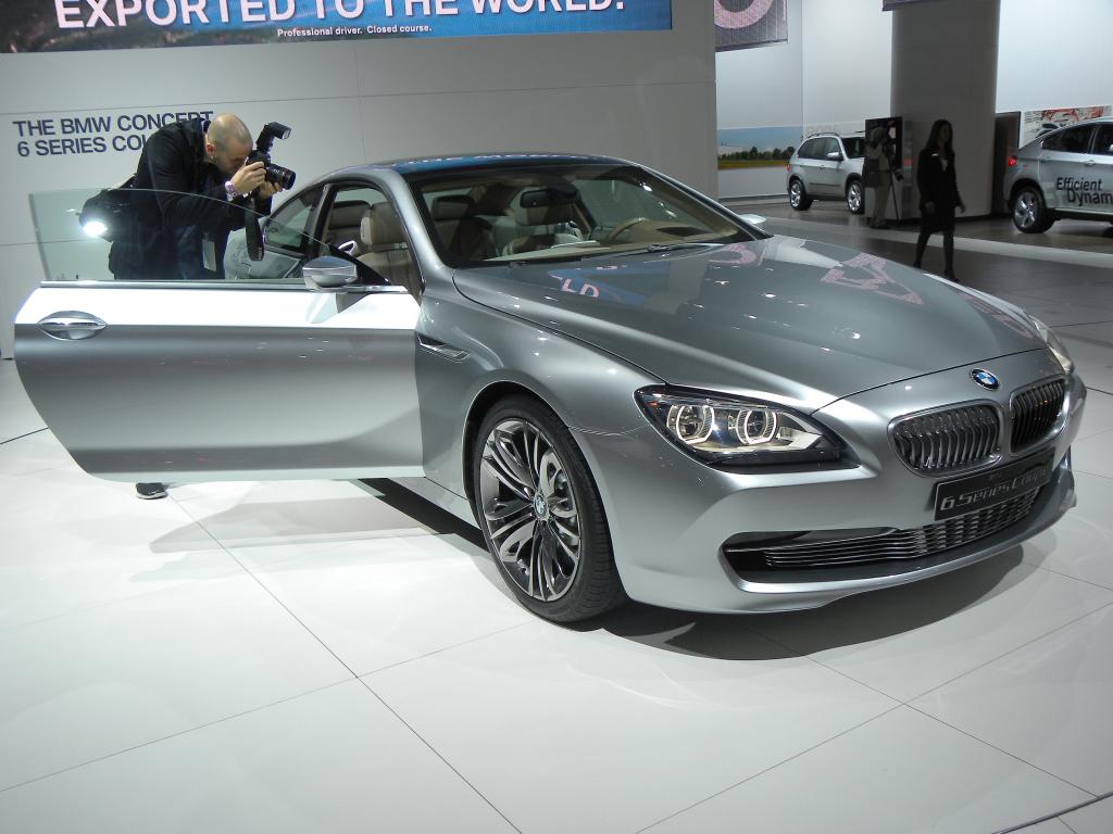 Die Studie zum BMW 6-er Coupé.