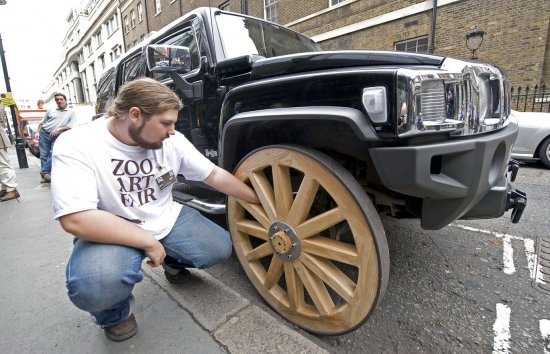 Ein Hummer als Kutsche? Muss nicht sein!