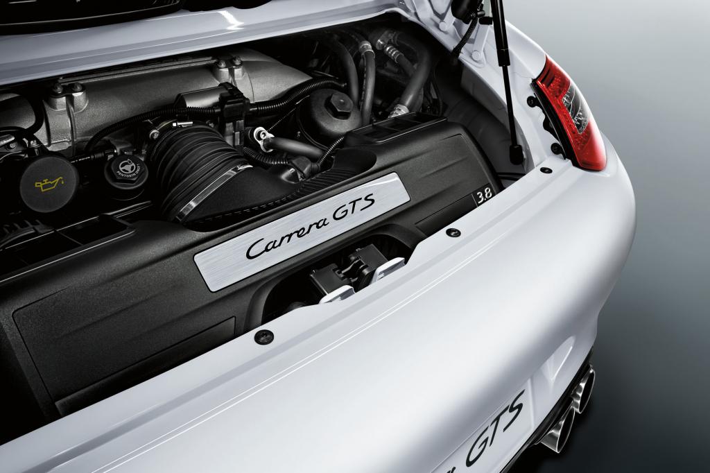Ein Traum: 3,8-Liter-Sechszylinder-Boxer, 300 kW/408 PS 