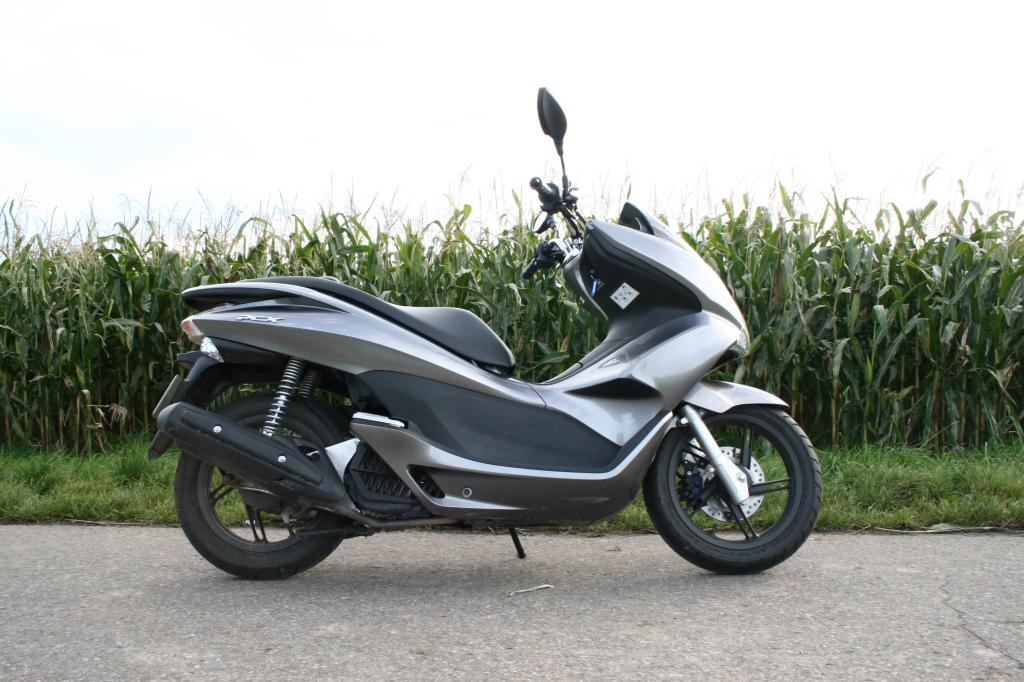 Fahrbericht Honda PCX: Spar-Roller mit hohem Spaß-Potenzial