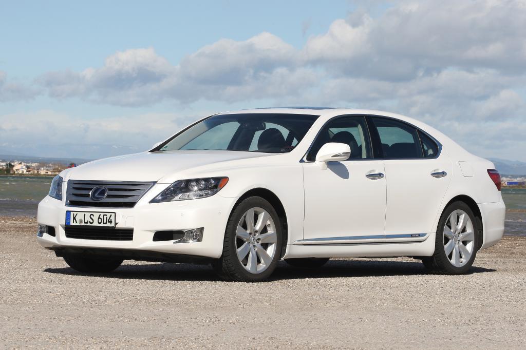 Fahrbericht Lexus LS 600h: Championsleague