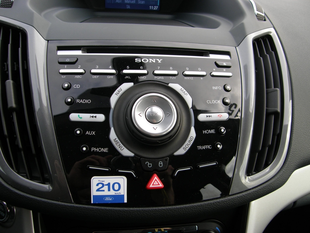 Ford Herbst-Regionaltour 2010: Harte Zeiten für Touran und Co. – Ford C-Max und Grand C-Max mit 500 Euro Preisvorteil