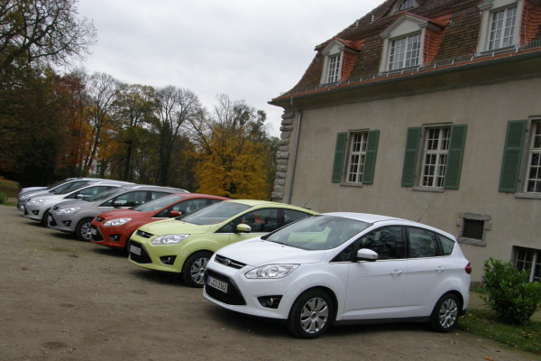 Ford Herbst-Regionaltour 2010: Harte Zeiten für Touran und Co. – Ford C-Max und Grand C-Max mit 500 Euro Preisvorteil