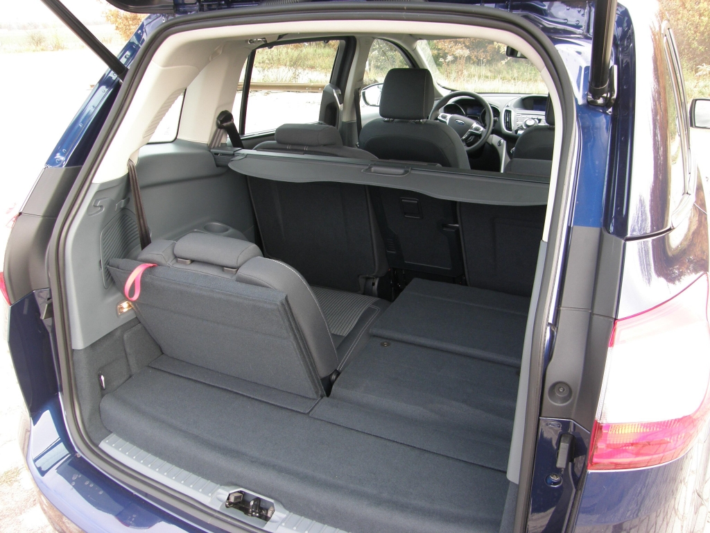 Ford Herbst-Regionaltour 2010: Harte Zeiten für Touran und Co. – Ford C-Max und Grand C-Max mit 500 Euro Preisvorteil