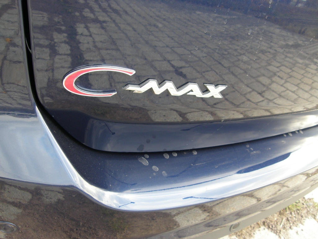 Ford Herbst-Regionaltour 2010: Harte Zeiten für Touran und Co. – Ford C-Max und Grand C-Max mit 500 Euro Preisvorteil