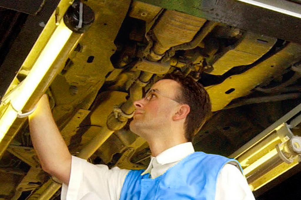 Gut gemacht, Meister! Die überwiegende Mehrheit der deutschen Autofahrer sind mit ihrer Kfz-Werkstatt zufrieden. 