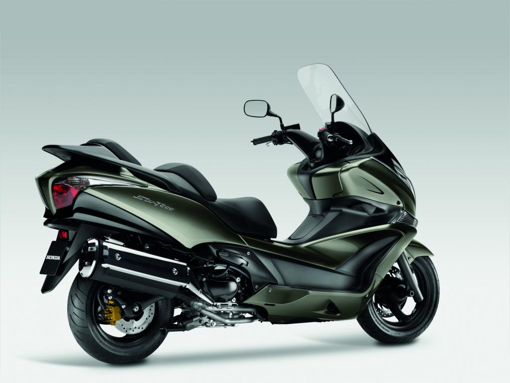 Honda SW-T 600.