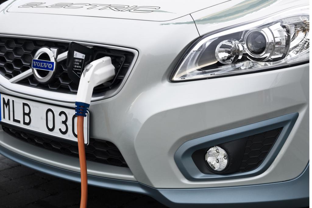 In acht Stunden ist die Batterie spätestens gesättigt