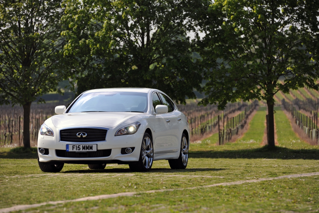 Infiniti M30d: Dufter Diesel 