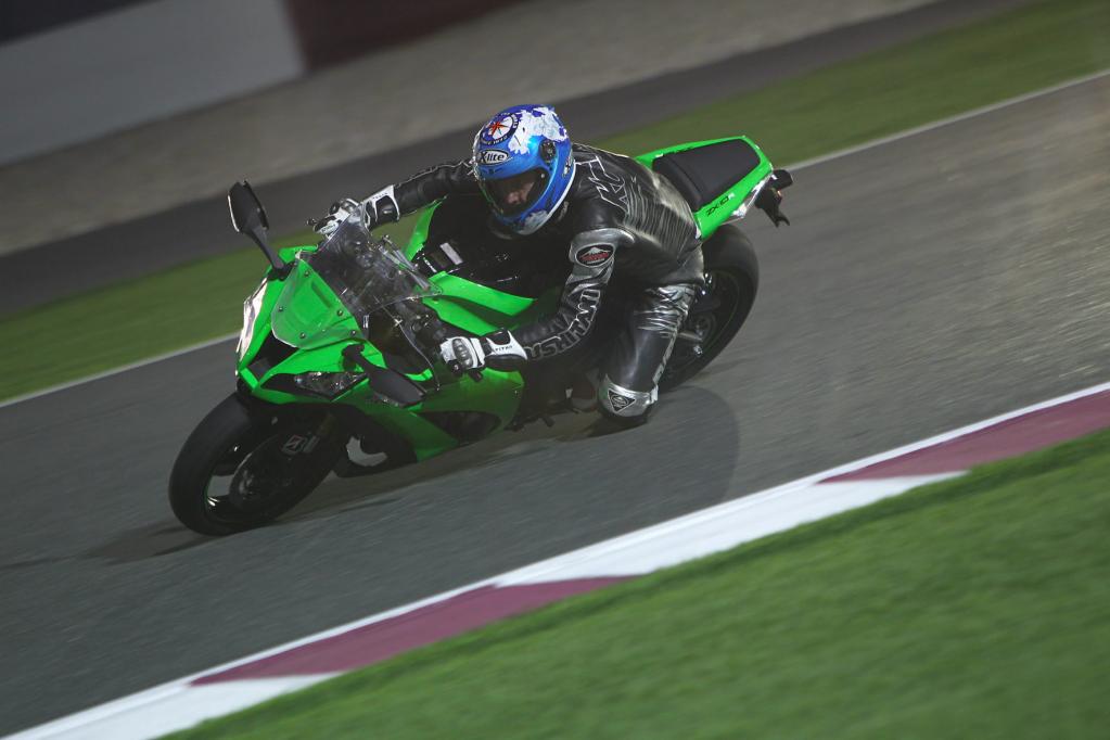 Kawasaki ZX-10R: Gentle Giant 