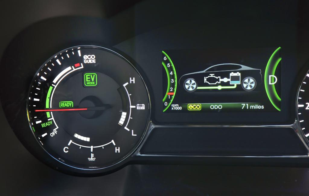 Kia Optima Hybrid.