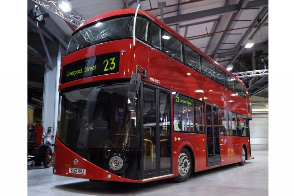 Londoner Doppeldecker-Bus - Comeback mit Elektroantrieb