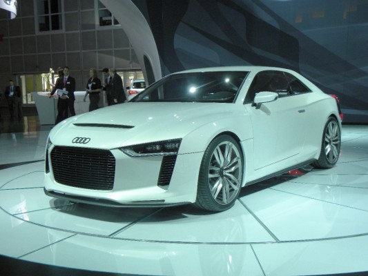 Los Angeles 2010: Audi Quattro Studie gibt Ausblick auf die Zukunft