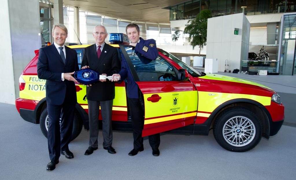 Münchner Notärzte erhalten acht BMW X3
