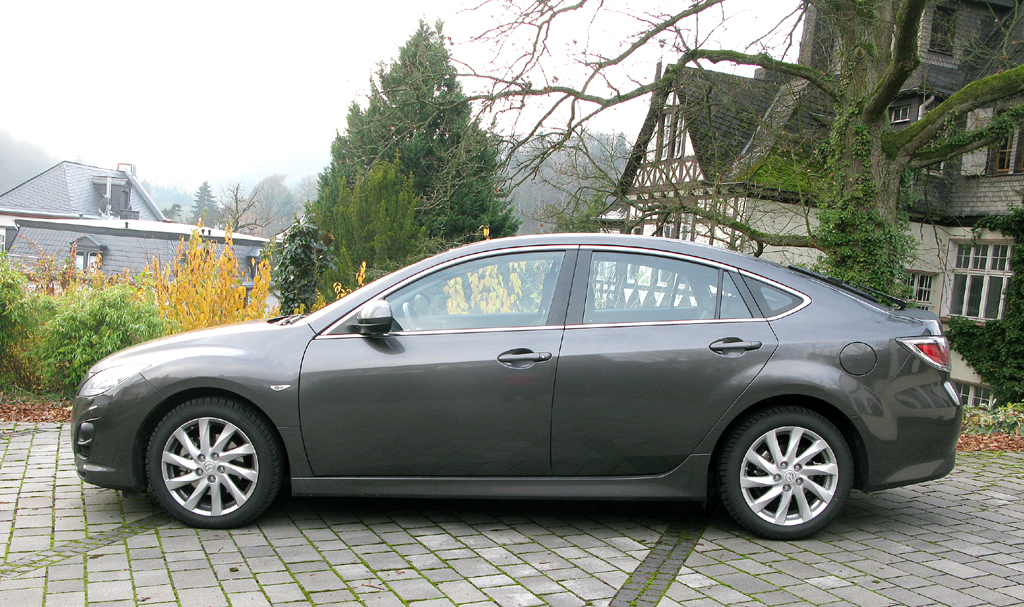 Mazda6 Diesel: So sieht die Limousine von der Seite aus.