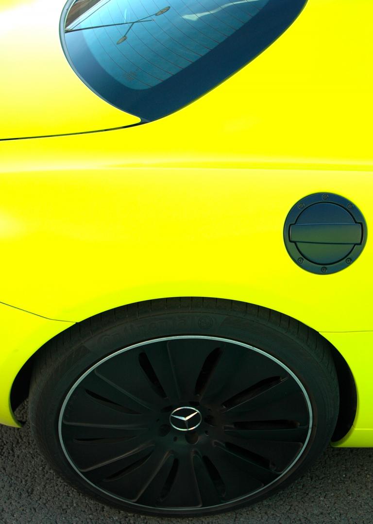 Mercedes SLS AMG E-Cell: Die dunklen Radabdeckungen könnten auch vor allzu neugierigen Blicken schützen. 