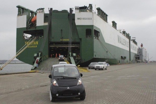 Mitsubishi i-MiEV in Europa angekommen