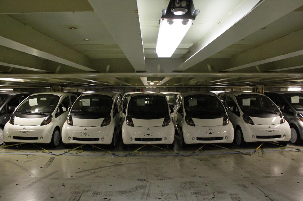 Mitsubishi i-MiEV in Europa angekommen