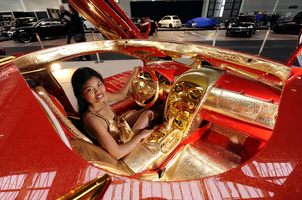 My Car 2010: McLaren SLR 999 mit 5 kg Gold im Lack