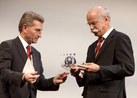 Nachhaltigkeitspreis für Mercedes-Benz Atego Blue Tec Hybrid