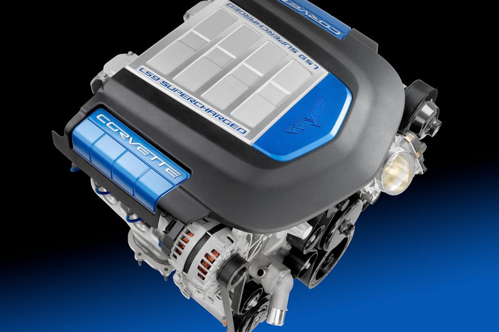Nicht nur heiße Schlitten, sondern auch starke Motoren gibt es auf der SEMA zu bewundern. Hier im Bild: Der LS9 6,2-Liter-Corvette-Motor der Marke 