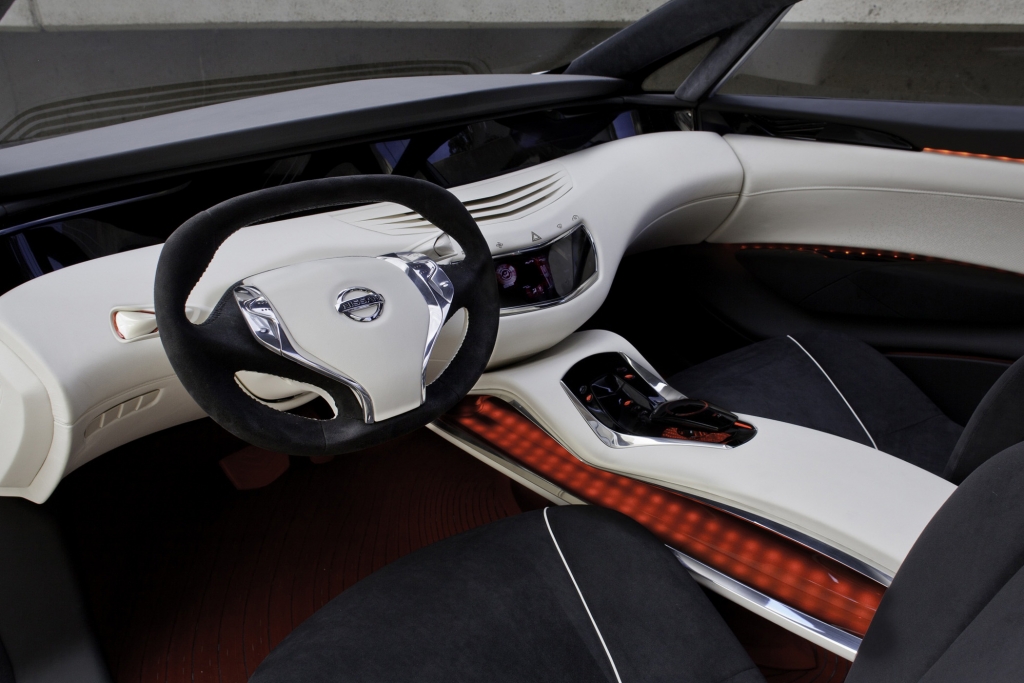 Nissan Ellure Concept - Stufenhecklimousine mal anders