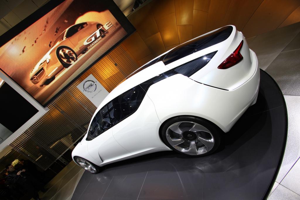 Opel Flextreme GT/E erhält 