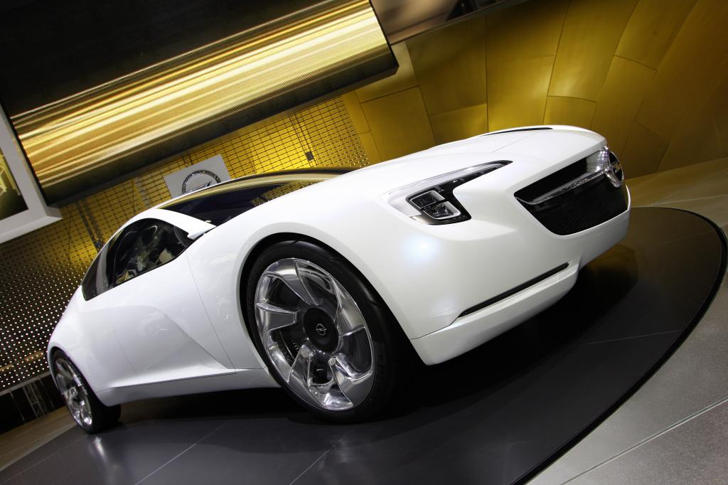Opel Flextreme GT/E erhält 