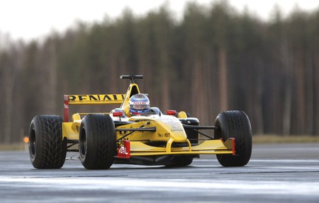 Russlands Obermacho Putin fährt jetzt auch noch Formel 1 