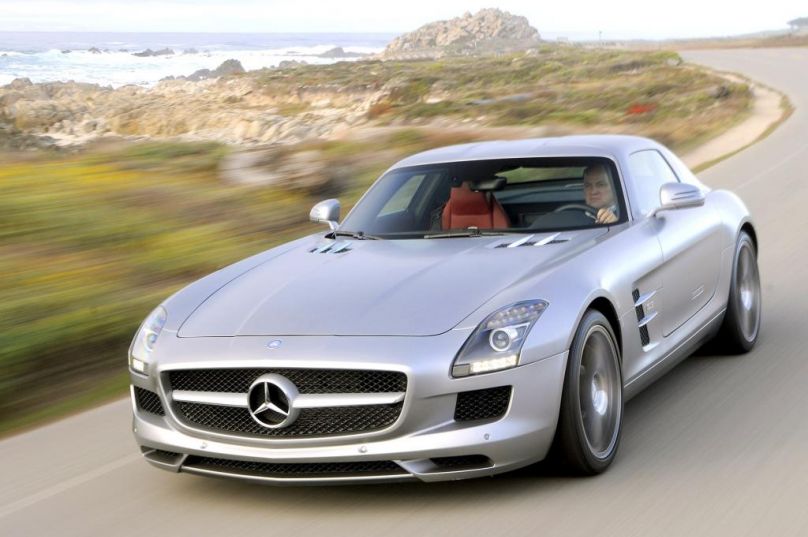 SLS AMG: Sinfonie aus acht Töpfen 