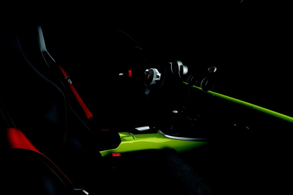 So sieht der Innenraum des Porsche Cayman R aus. 