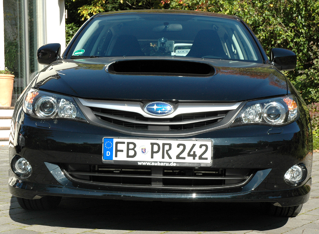 Subaru Impreza: Blick auf die Frontpartie. 