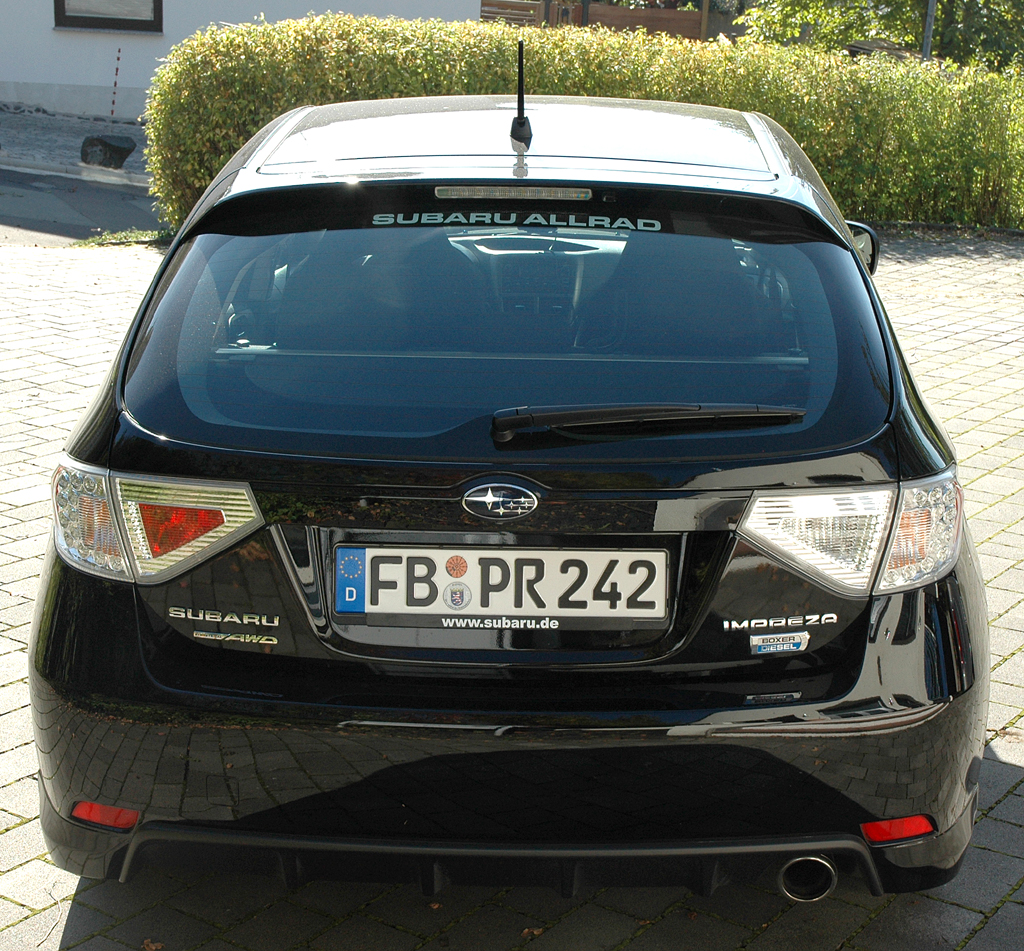 Subaru Impreza: Blick auf die Heckpartie. 