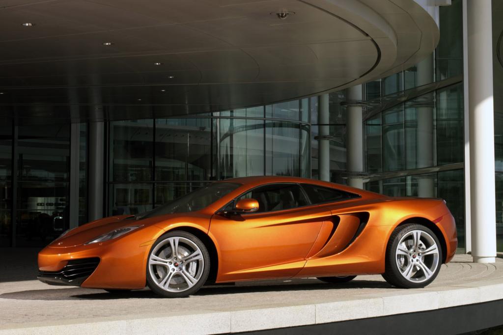 Supersportwagen mit wenig Gewicht, der McLaren MP4-12C