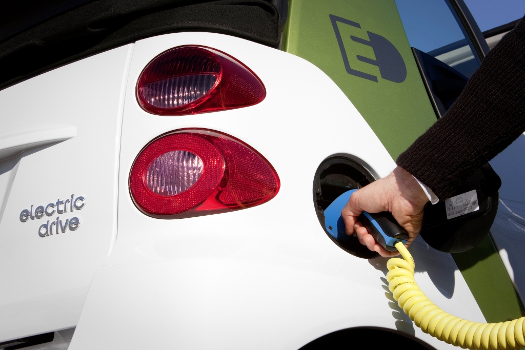 Unter Strom – Elektroautos im Überblick: Bikes, Roller und Kleinwagen - Teil 1