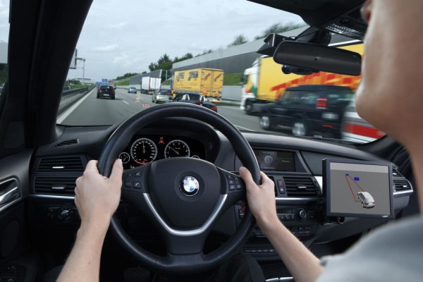 10 Jahre Techniktrends - Das mitdenkende Fahrzeug