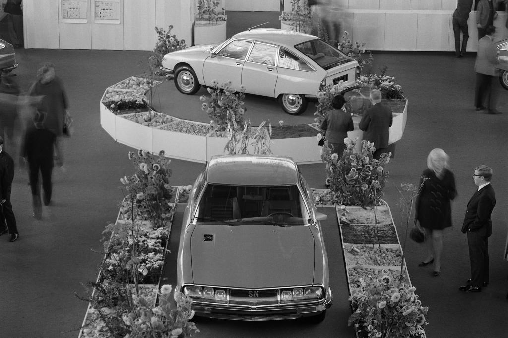 1970 debütierte der Citroen SM mit Maserati-Motor. Im Hintergrund ein GS