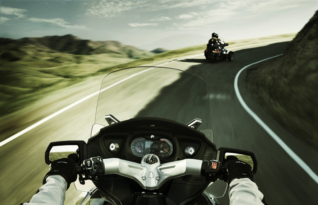 Aus dieser Perspektive könnte man sich fast auf einem Motorrad wähnen.