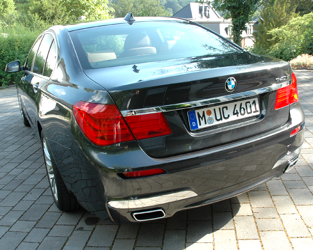 Der BMW 7er sendete 2001 Schockwellen in die Designwelt
