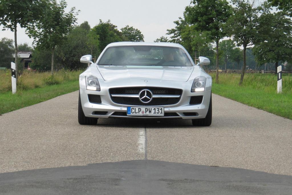 Der SLS könnte einen Bruder bekommen