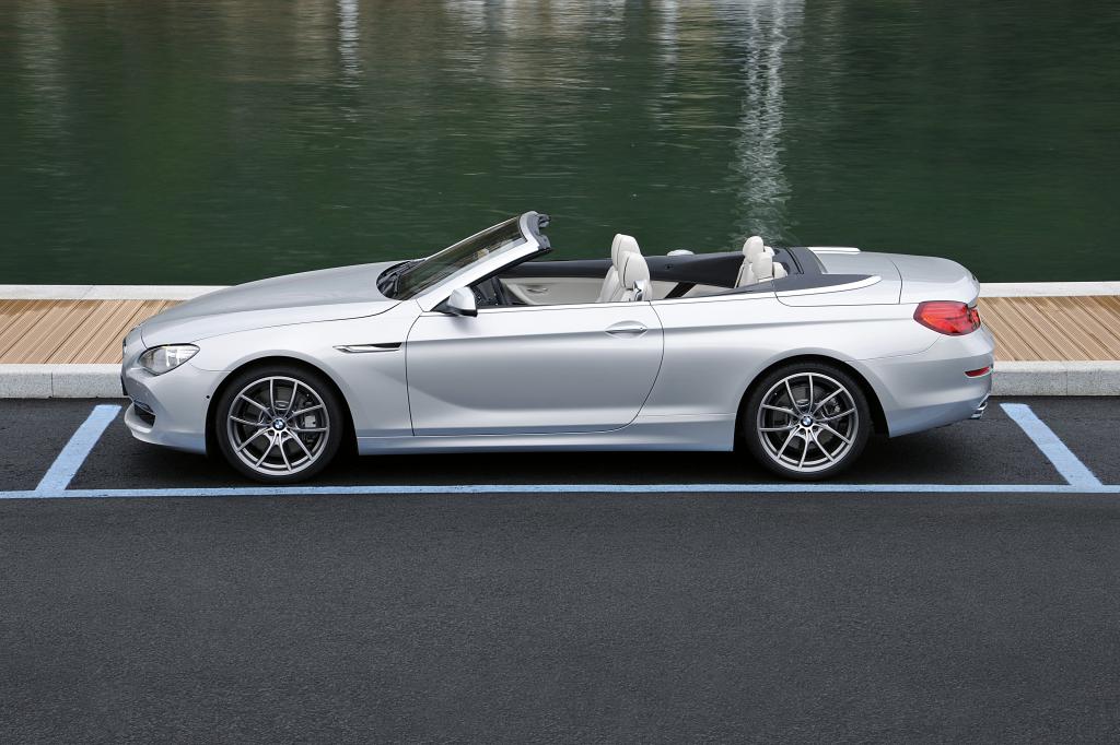 Detroit 2011: BMW feiert Premiere des 6er Cabrio