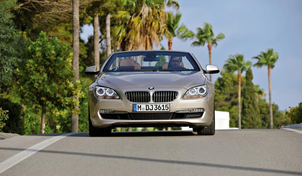 Detroit 2011: BMW feiert Premiere des 6er Cabrio