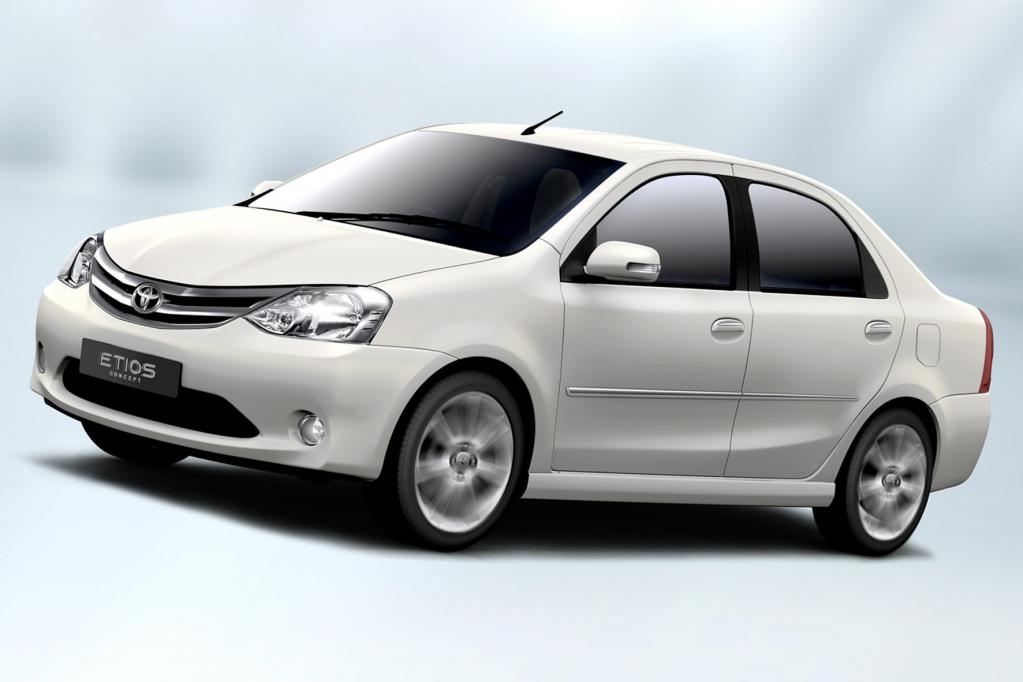 Die kompakte Stufenheck-Limousine Toyota Etios ist nun bestellbar. 