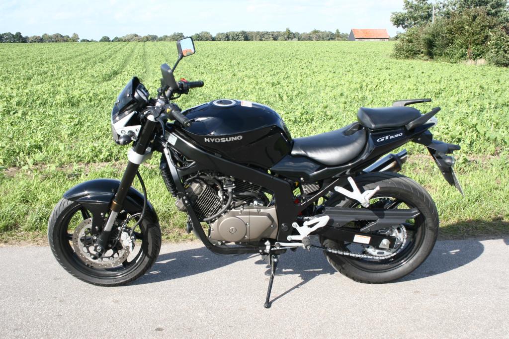 Fahrbericht Hyosung GT 250i Naked: Verlockendes Angebot