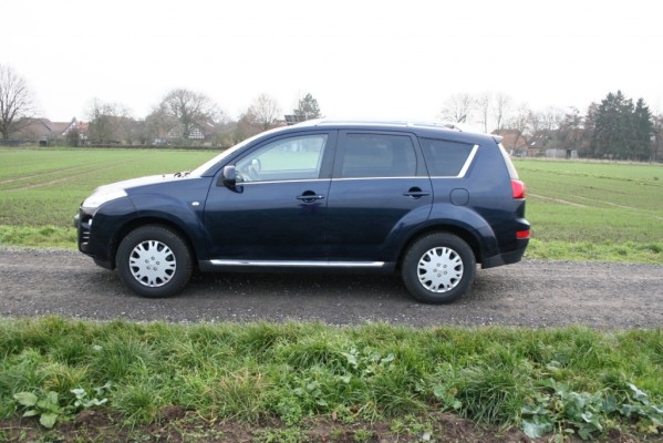 Fahrbericht Peugeot 4007 HDi FAP 155 DCS: Flexibles SUV