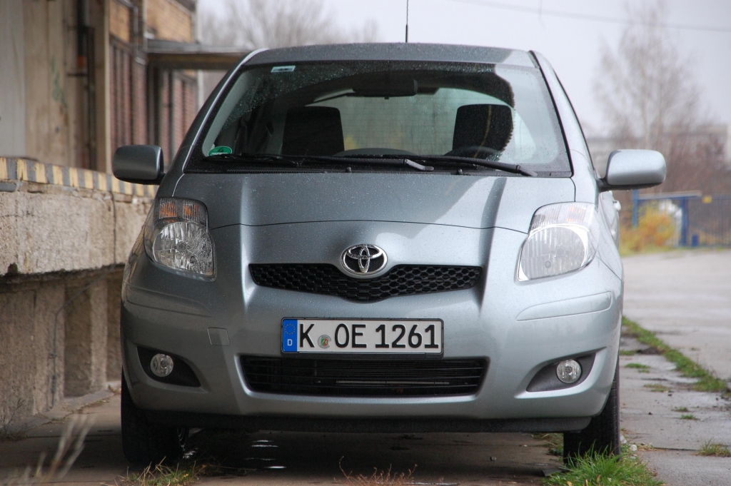 Fahrbericht Toyota Yaris 1.3 Life: Kleinwagen mit flexiblem Raumkonzept