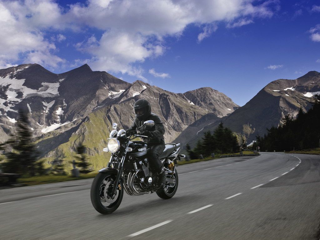 Fahrbericht Yamaha XJR 1300: Die nackte Schöne 